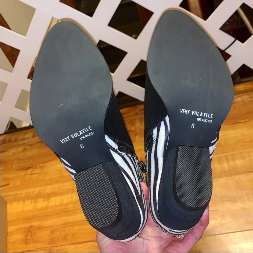 Very Volatile Booties - Picture 6 of 6